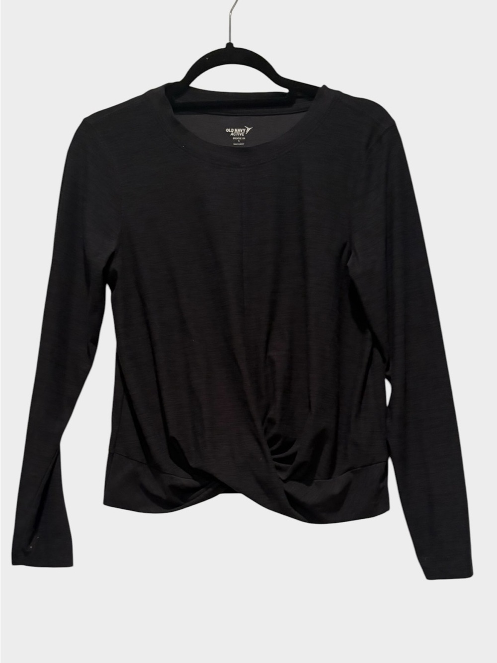 Old Navy Active Women's BreatheOn Long sleeve twist front top. Black. Large